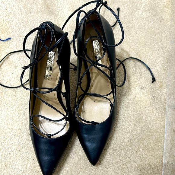 Lace Up Pointed Closed Toe Heels - Picture 5 of 7